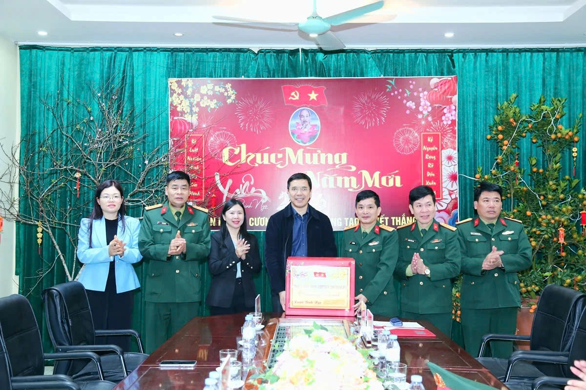 Quan tâm chăm lo cho các đối tượng chính sách, người cao tuổi, hộ có hoàn cảnh khó khăn