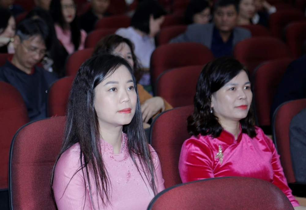 Xây dựng Chi hội Nhà báo Báo và Phát thanh, truyền hình Thanh Hóa vững mạnh, chuyên nghiệp