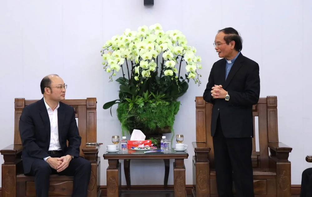 Phó Chủ tịch UBND tỉnh Cao Văn Cường thăm, chúc Tết các cơ sở tôn giáo