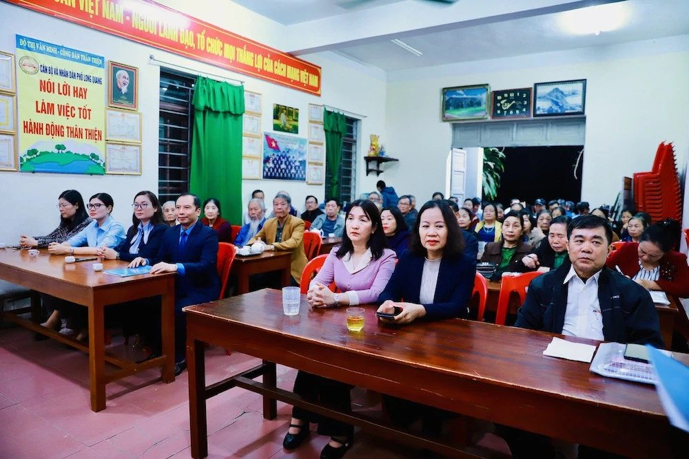 Tổ dân phố Long Quang thống nhất giới thiệu 4 người ứng cử đại biểu Quốc hội, HĐND các cấp