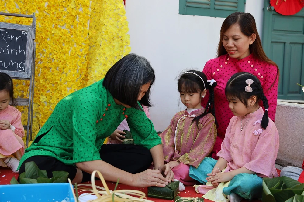 Sôi nổi trải nghiệm Tết cổ truyền tại trường học