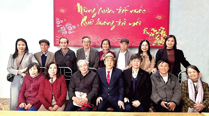 Mùa xuân với những cuộc đối thoại của văn nghệ sĩ