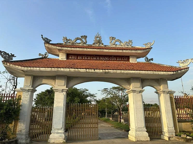 Khu Di tích lịch sử cách mạng Cồn Ba Cây