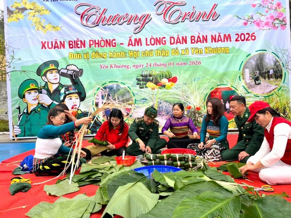 Công ty CP Mía đường Lam Sơn trao quà Tết nhân dịp Xuân Bính Ngọ 2026