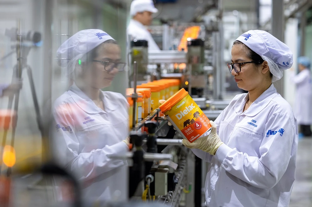 Vinamilk chủ động “đi trước nhiều bước” vì sức khỏe trẻ em