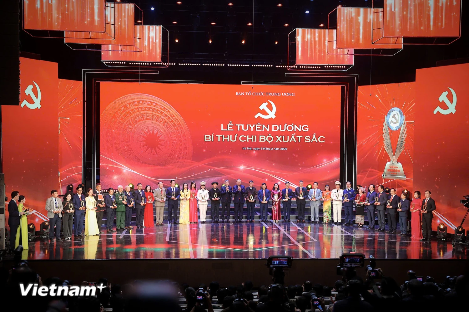 Phát biểu của Tổng Bí thư Tô Lâm tại Lễ tuyên dương Bí thư chi bộ xuất sắc và trao Giải Búa liềm vàng lần thứ X