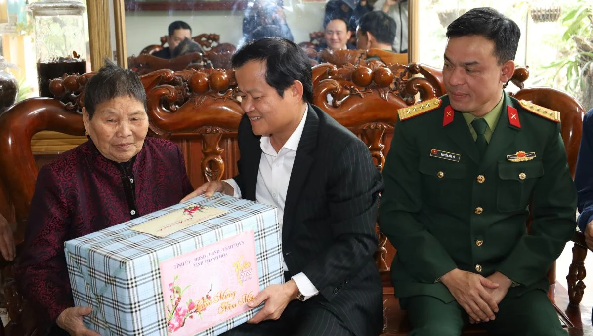 Phó Chủ tịch HĐND tỉnh Nguyễn Quang Hải thăm, kiểm tra sản xuất, đời sống tại xã Triệu Sơn và các đơn vị