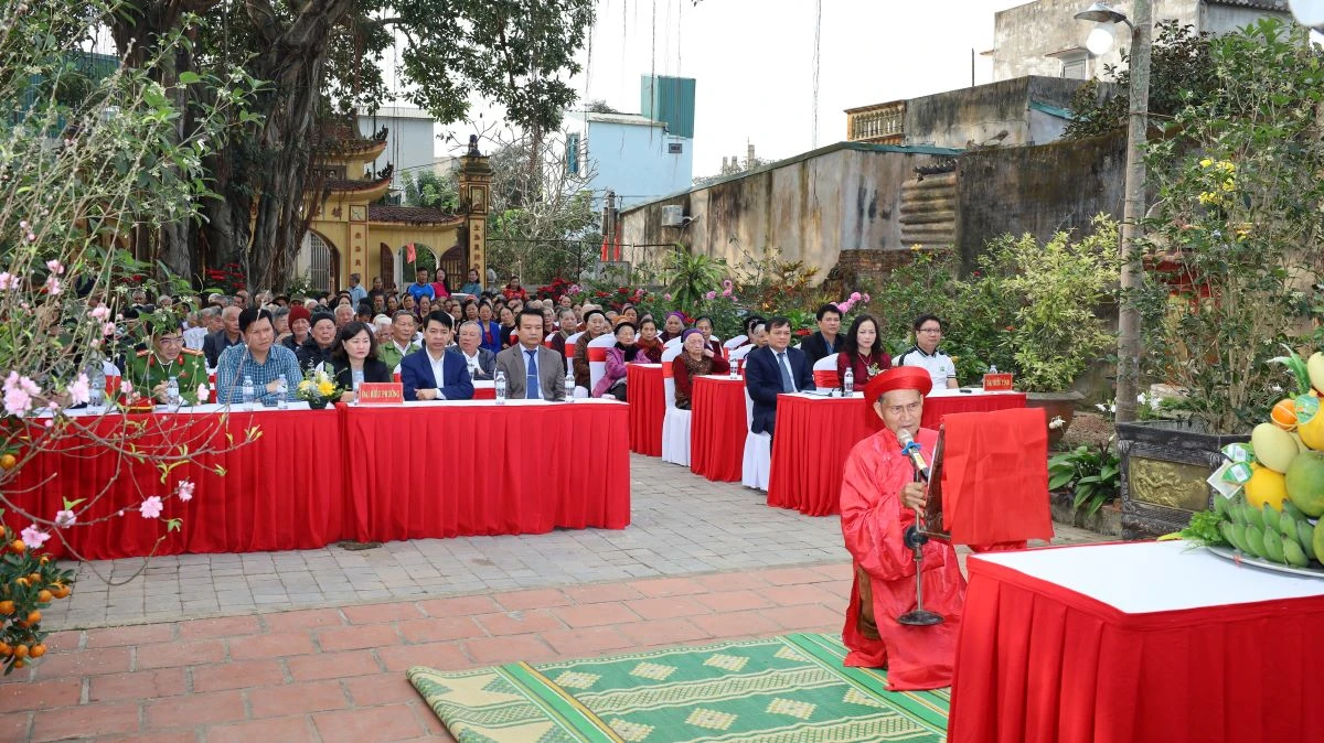 Dâng hương tưởng niệm 599 năm ngày mất Tướng công Lê Thành và quận phu nhân