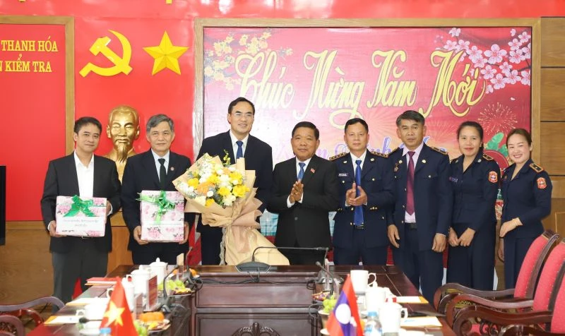 Đoàn đại biểu Ủy ban Kiểm tra - Thanh tra tỉnh Hủa Phăn thăm, chúc tết Ủy ban Kiểm tra Tỉnh ủy và Thanh tra tỉnh Thanh Hóa