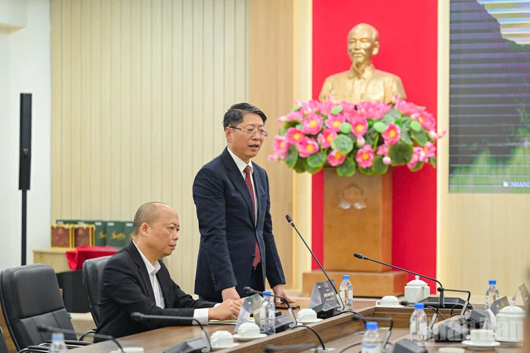 Báo Nhân Dân ra mắt MV “Song From A Secret Garden – Secret Garden in Vietnam” quảng bá du lịch Việt Nam