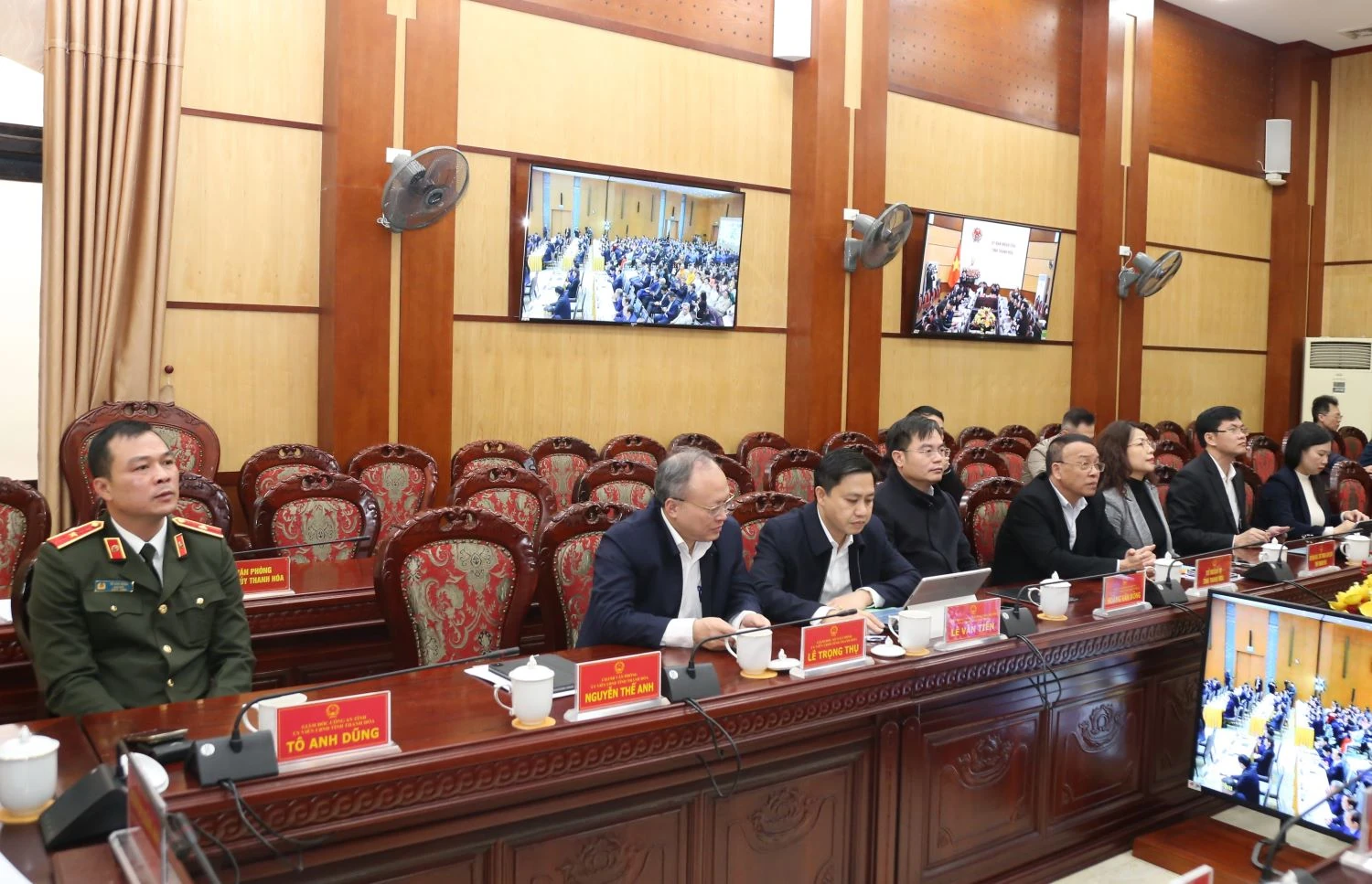 Phát động 2 phong trào thi đua quan trọng nhằm đưa Nghị quyết Đại hội XIV của Đảng đi ngay vào cuộc sống