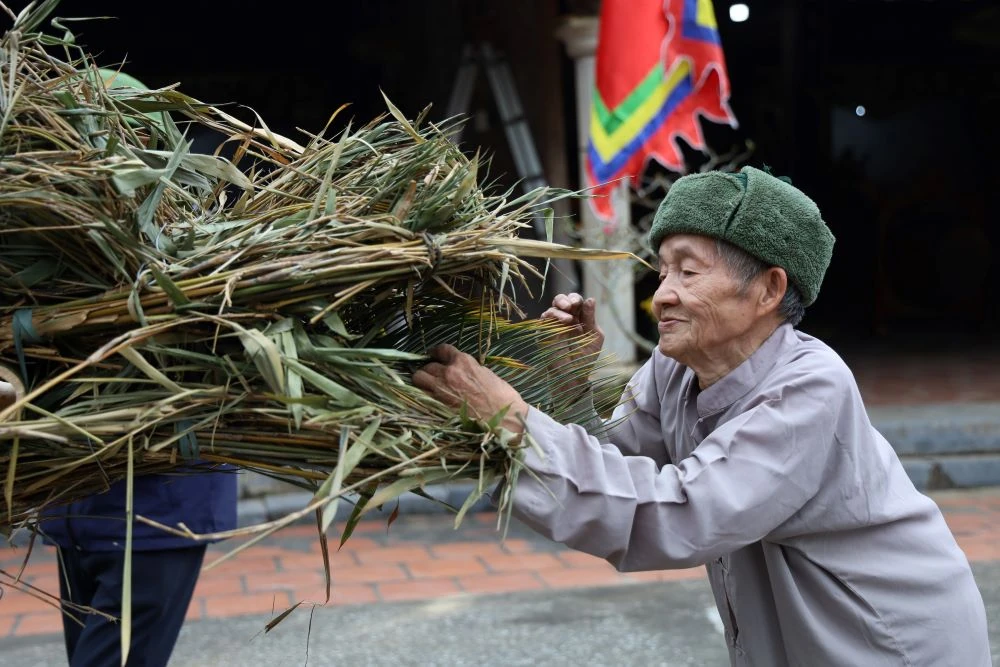 Rộn ràng trước ngày đốt Đình liệu