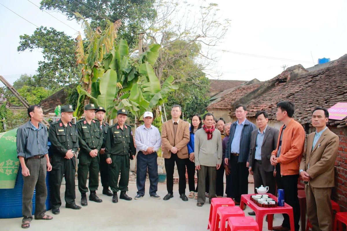 Bàn giao nhà “Chiến dịch Quang Trung” tại xã Hoằng Sơn