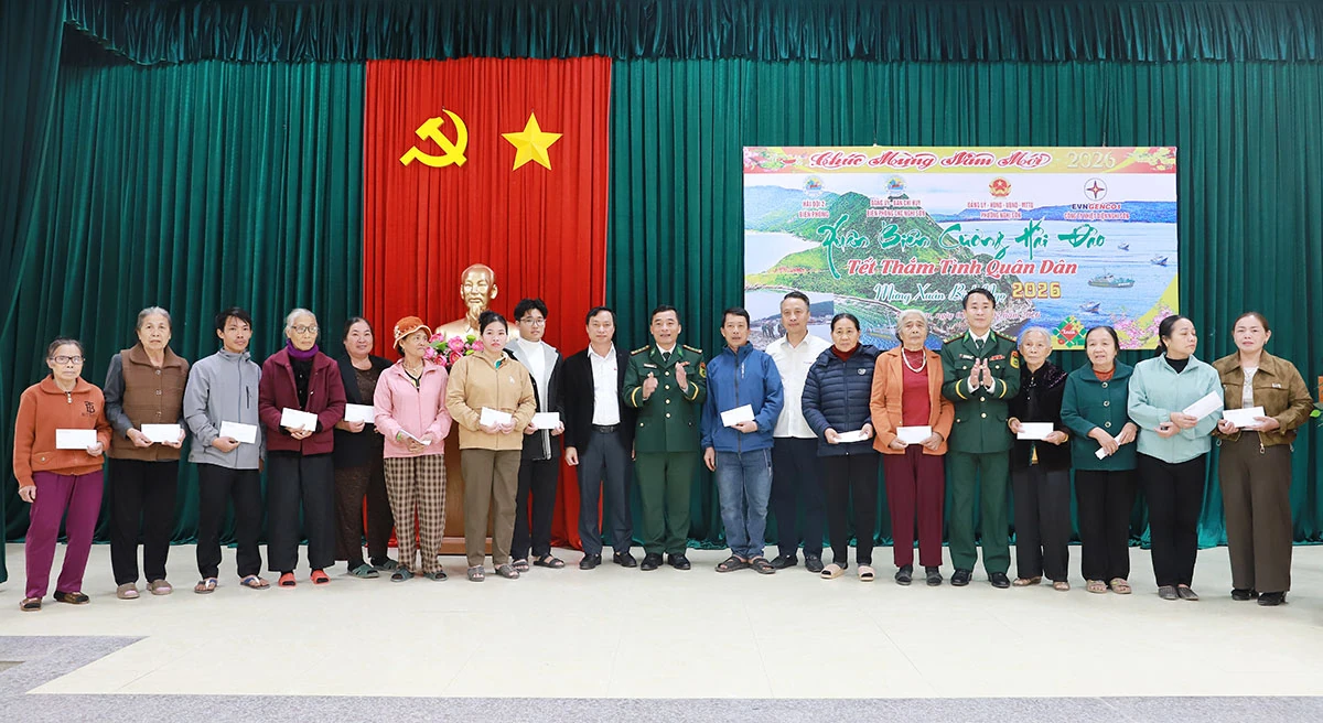 Công ty Nhiệt điện Nghi Sơn: Chung tay chăm lo Tết cho gia đình chính sách và học sinh nghèo