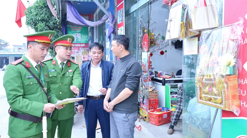 Chuyển biến trong lập lại kỷ cương quản lý đô thị trên địa bàn phường Ngọc Sơn