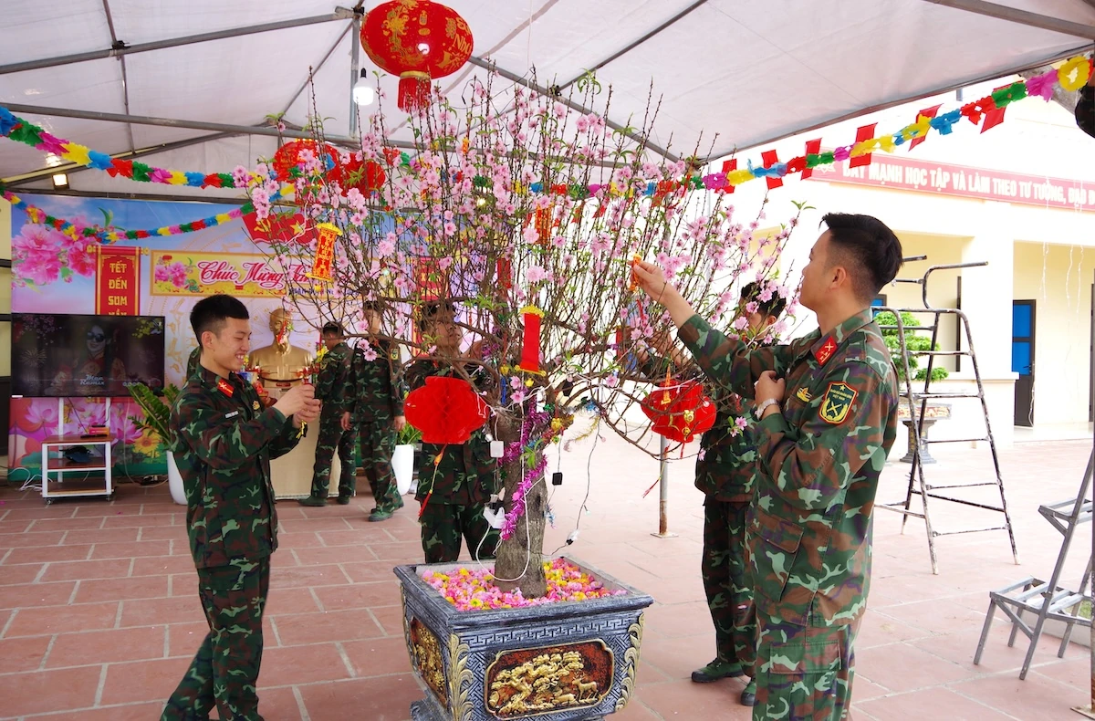 Giữ bình yên mùa xuân