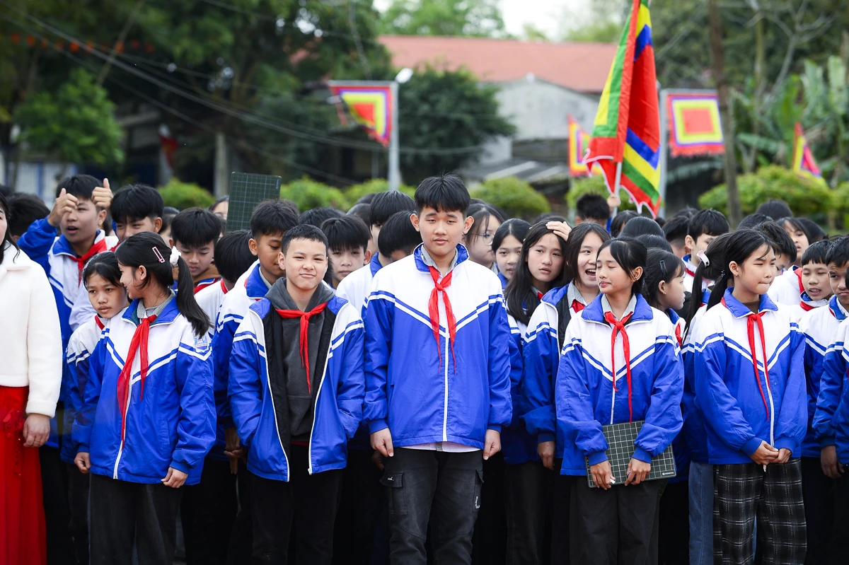 Tái hiện lễ thượng nêu, gìn giữ hồn Tết Việt tại Thành Nhà Hồ