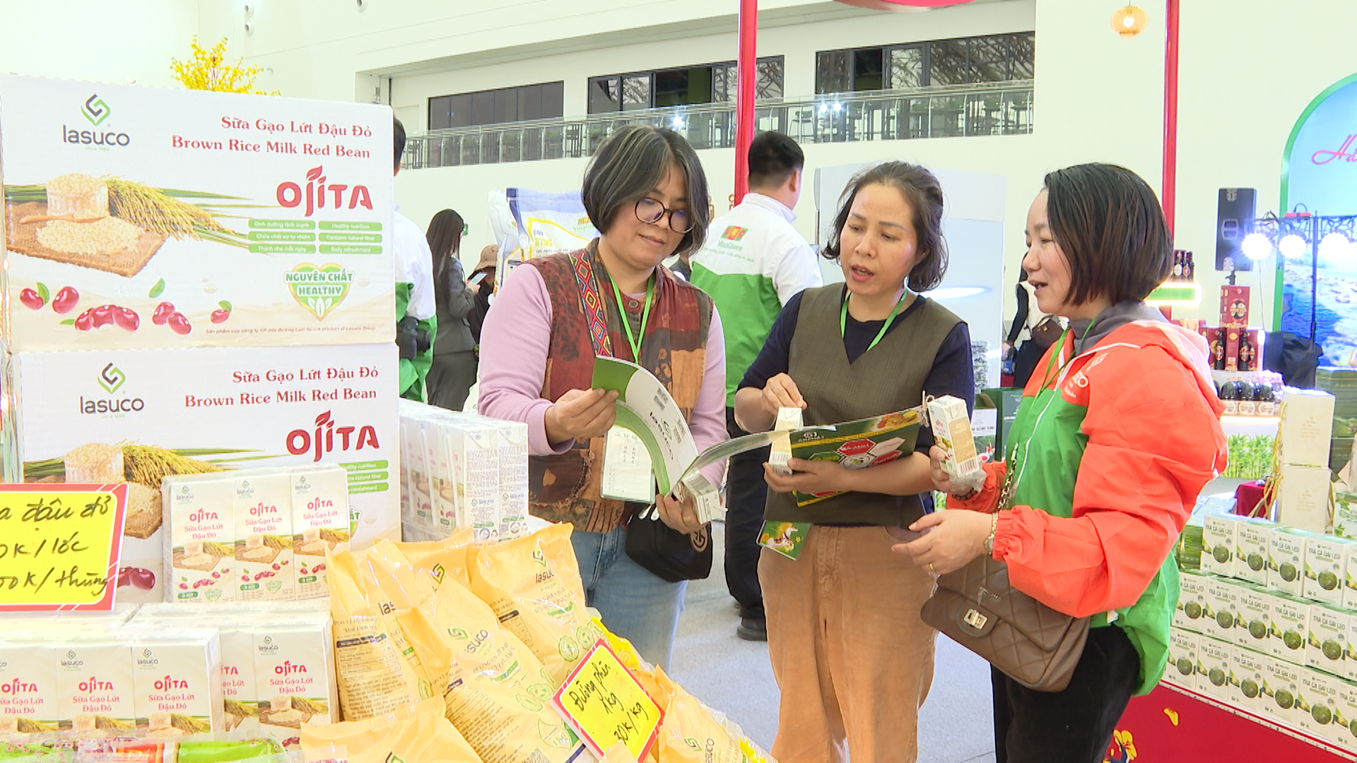 Gần 25 nghìn lượt khách tham quan gian hàng Thanh Hóa tại Hội chợ Mùa Xuân