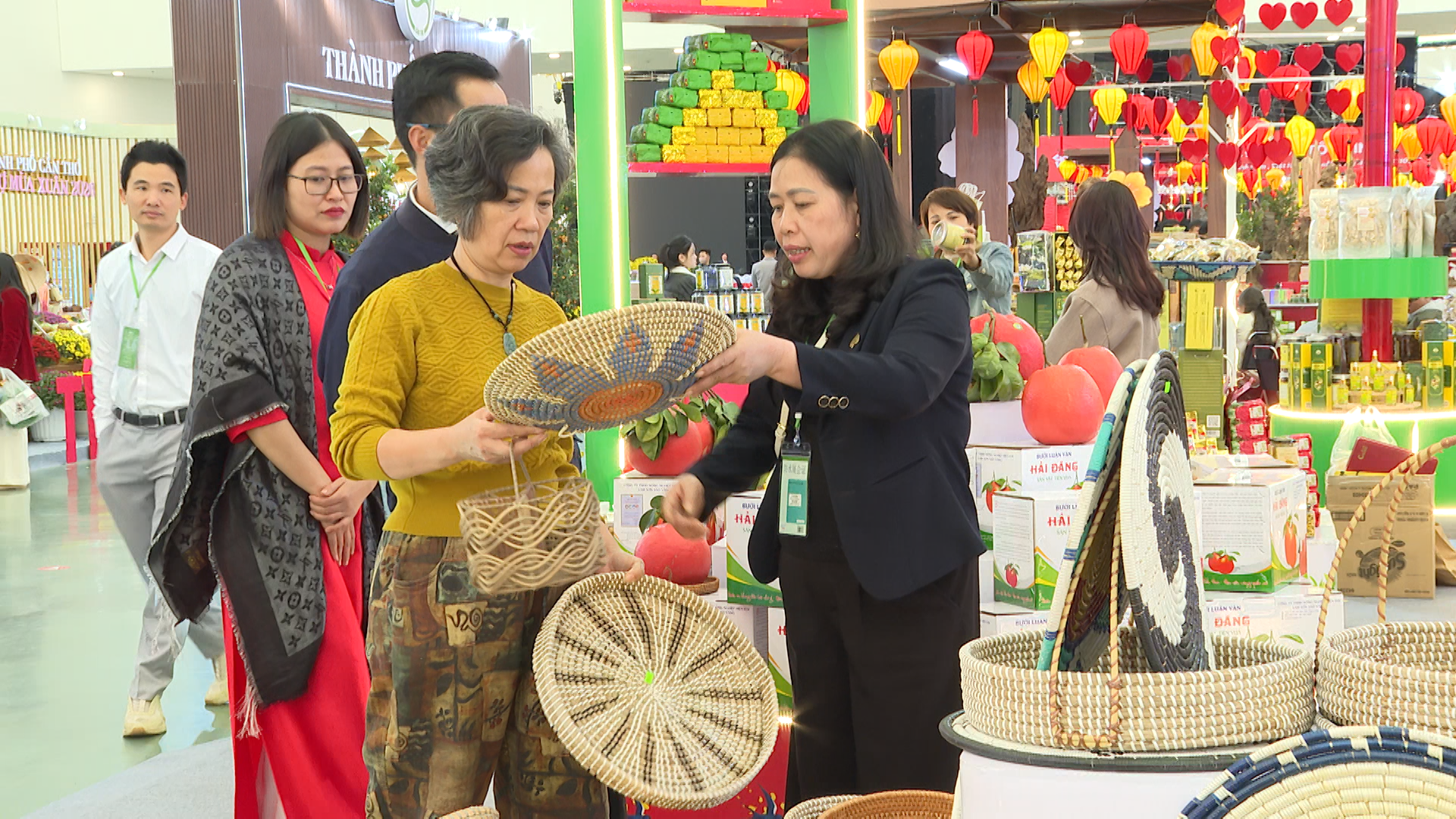 Gần 25 nghìn lượt khách tham quan gian hàng Thanh Hóa tại Hội chợ Mùa Xuân