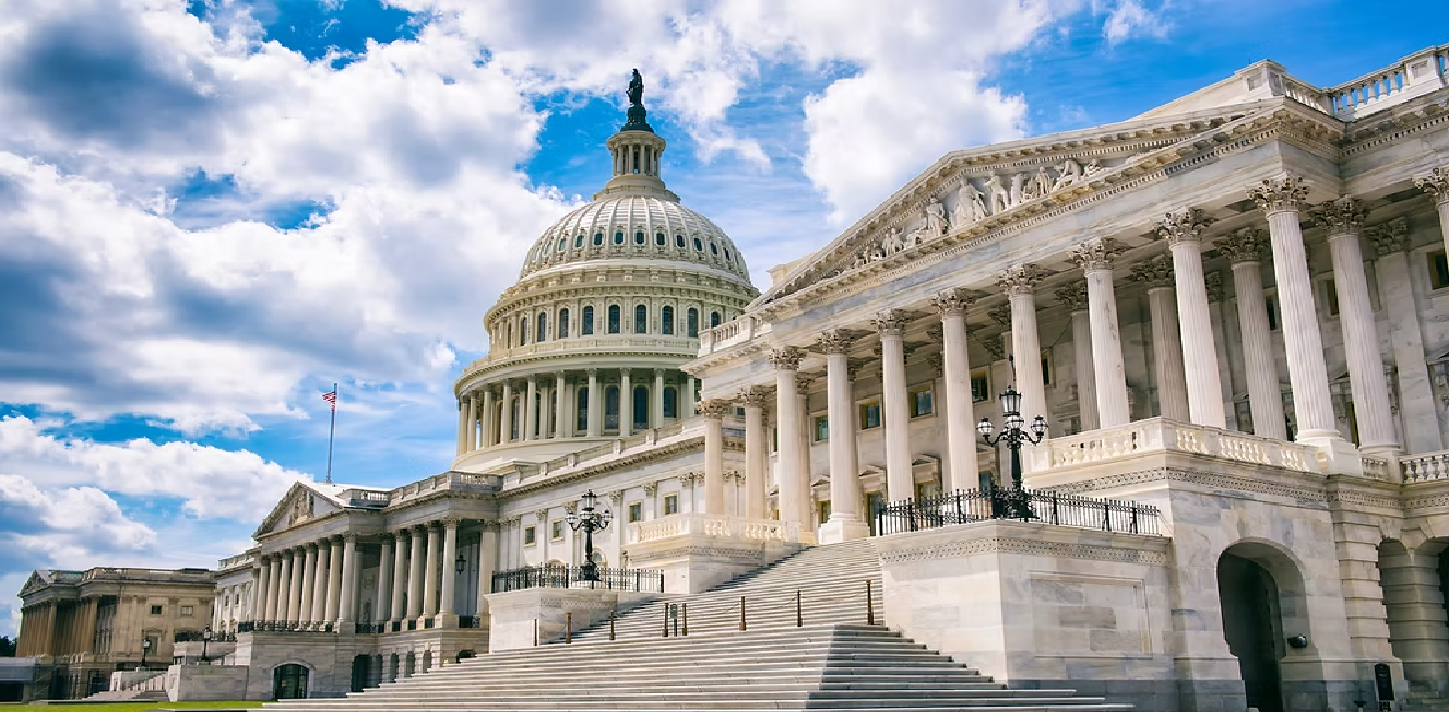 Hạ viện Mỹ bác chính sách thuế đối với Canada của ông Trump