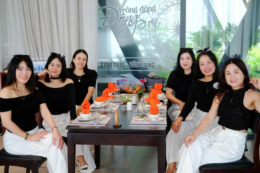 Lam Kinh - Lamori: Xuân giao hòa