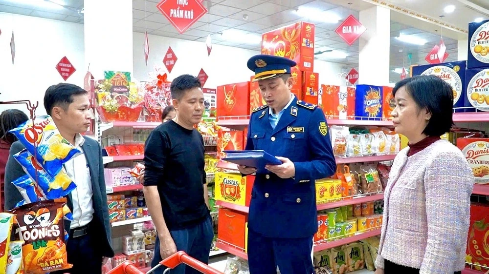 Thanh Hóa triển khai hiệu quả việc tổ chức Tết Nguyên đán Bính Ngọ 2026 vui tươi, lành mạnh, an toàn, tiết kiệm