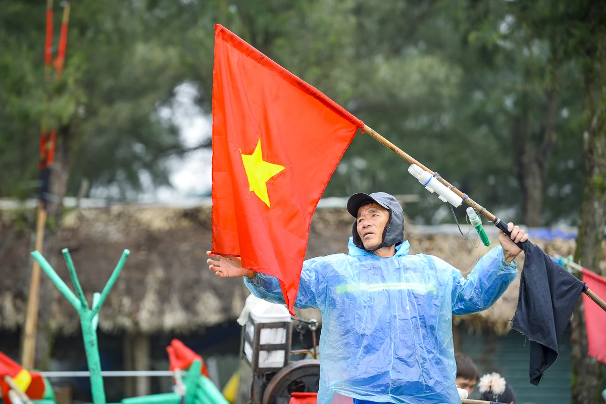 Ngư dân xứ Thanh mở biển Xuân Bính Ngọ, đón lộc biển đầu năm