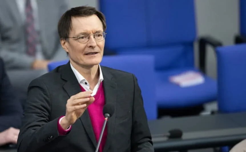 Thủ tướng Đức ủng hộ cấm trẻ dưới 16 tuổi sử dụng mạng xã hội