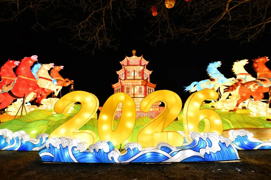 Sắc Xuân rực sáng khắp Trung Quốc mùa Tết Nguyên đán