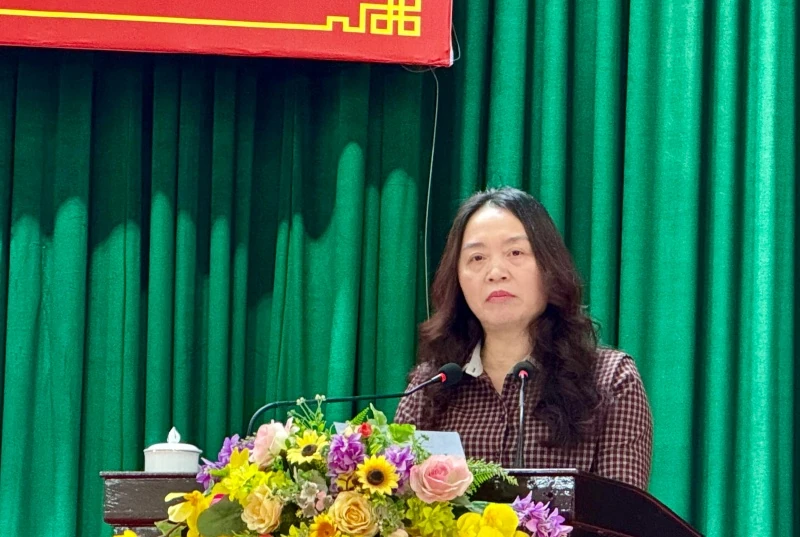 Những người ứng cử ĐBQH khóa XVI tiếp xúc cử tri, vận động bầu cử tại đơn vị bầu cử số 1