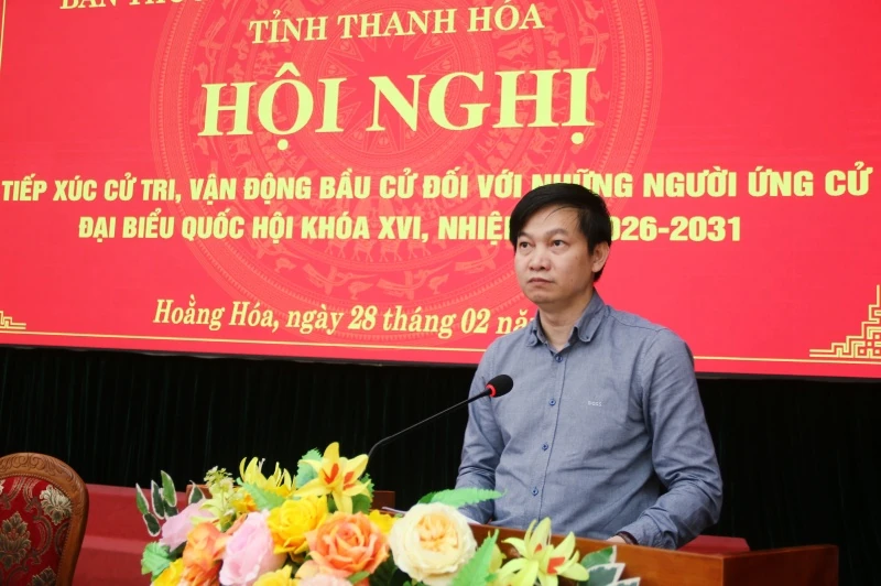 Hội nghị tiếp xúc cử tri, vận động bầu cử với những người ứng cử ĐBQH khóa XVI tại đơn vị bầu cử số 1