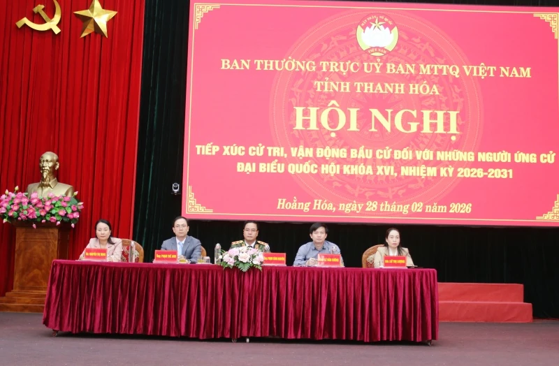 Hội nghị tiếp xúc cử tri, vận động bầu cử với những người ứng cử ĐBQH khóa XVI tại đơn vị bầu cử số 1
