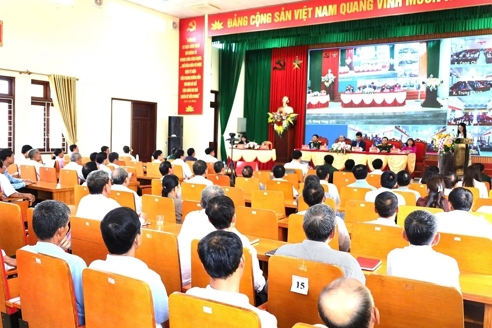 Hội nghị tiếp xúc cử tri, vận động bầu cử với những người ứng cử ĐBQH khóa XVI tại đơn vị bầu cử số 3