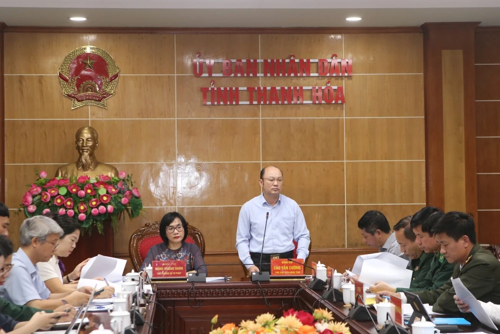 Đoàn công tác của Bộ Tư pháp làm việc với UBND tỉnh về chống khai thác IUU