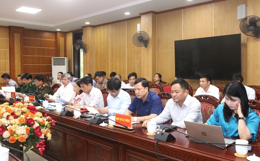 Đoàn công tác của Bộ Tư pháp làm việc với UBND tỉnh về chống khai thác IUU