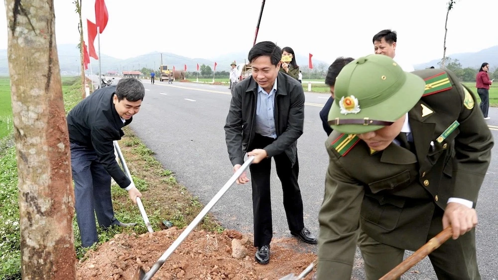Xã Biện Thượng: Phát động Tết trồng cây đời đời nhớ ơn Bác Hồ