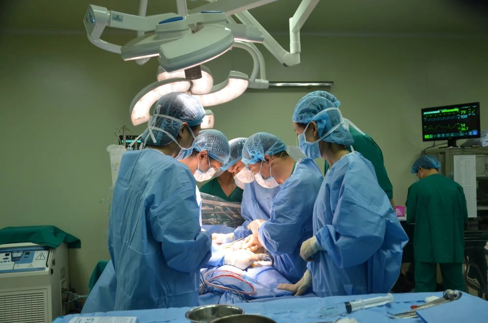 Người tiên phong kỹ thuật ghép thận tại Thanh Hóa