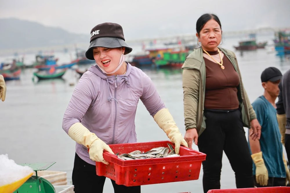 Biển Nghi Sơn nhộn nhịp đầu năm