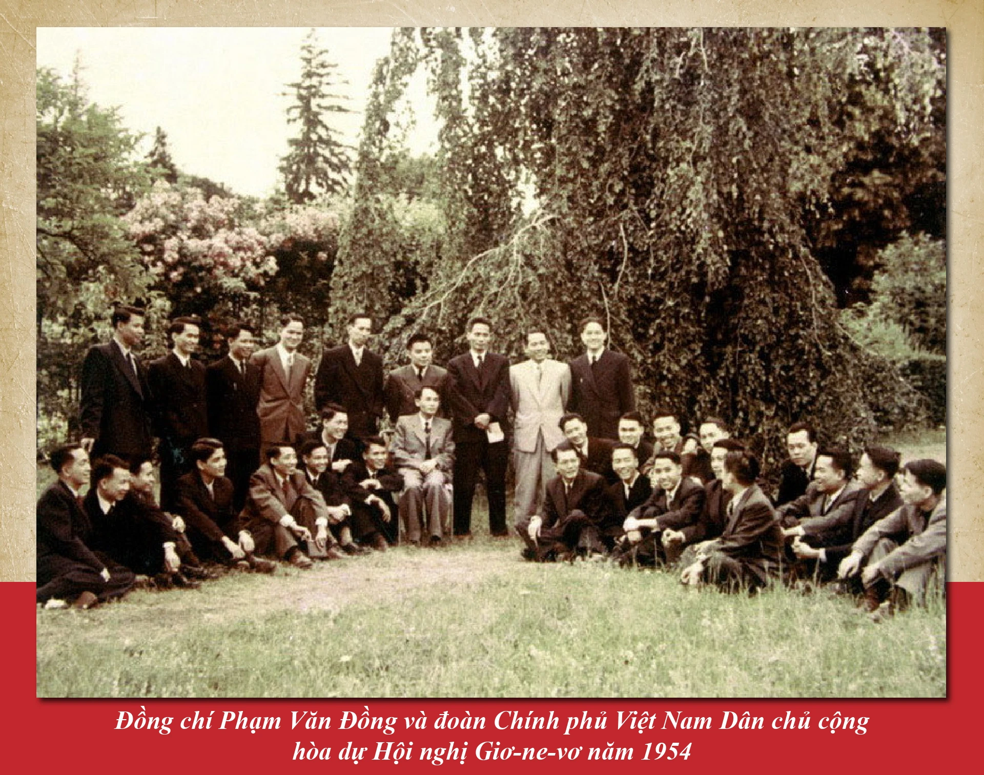 [E-Magazine] Thủ tướng Phạm Văn Đồng: Người chiến sĩ cộng sản kiên trung, nhà lãnh đạo kiệt xuất