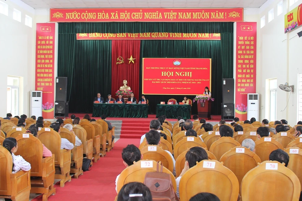 Ứng cử viên ĐBQH khoá XVI tiếp xúc cử tri, vận động bầu cử tại đơn vị bầu cử số 2