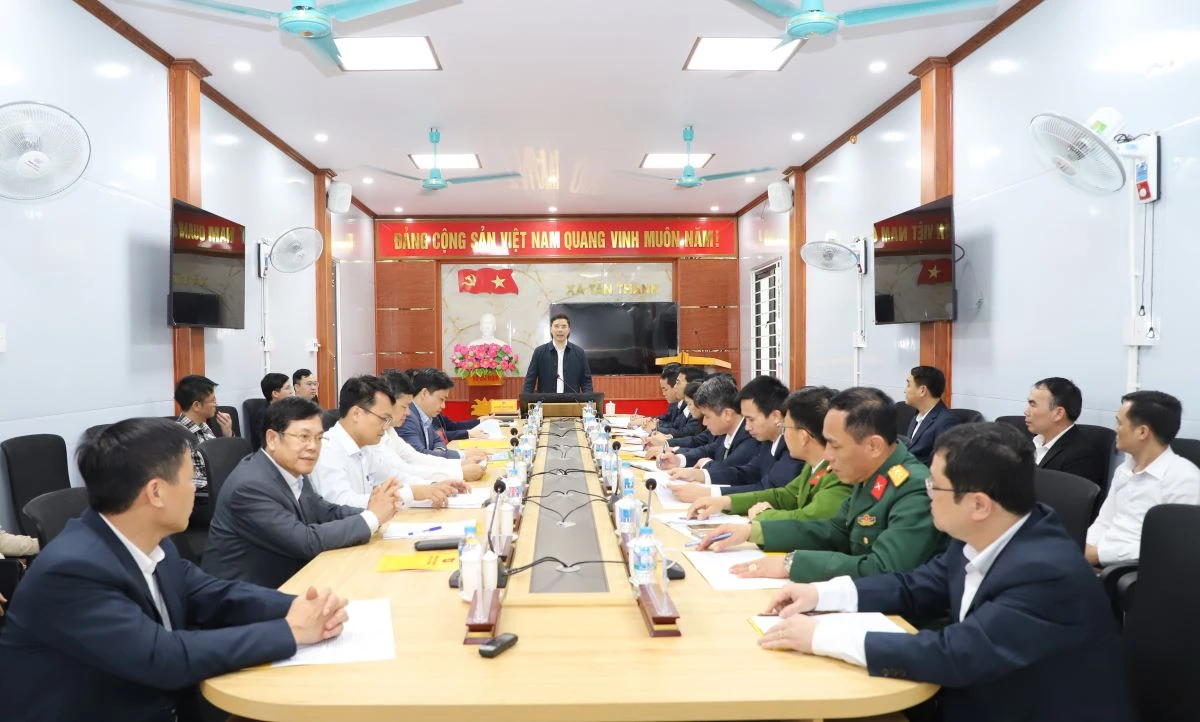 Phó Bí thư Thường trực Tỉnh ủy Nguyễn Hồng Phong dự lễ ra quân sản xuất đầu năm và làm việc tại xã Tân Thành