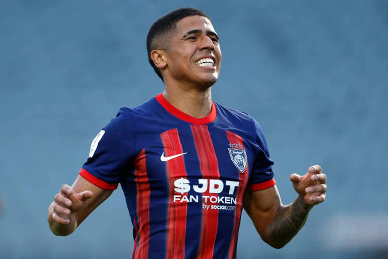 Thực hư tin đồn Doãn Ngọc Tân chia tay CLB Thanh Hóa; Real Madrid “quay lưng” với Mourinho