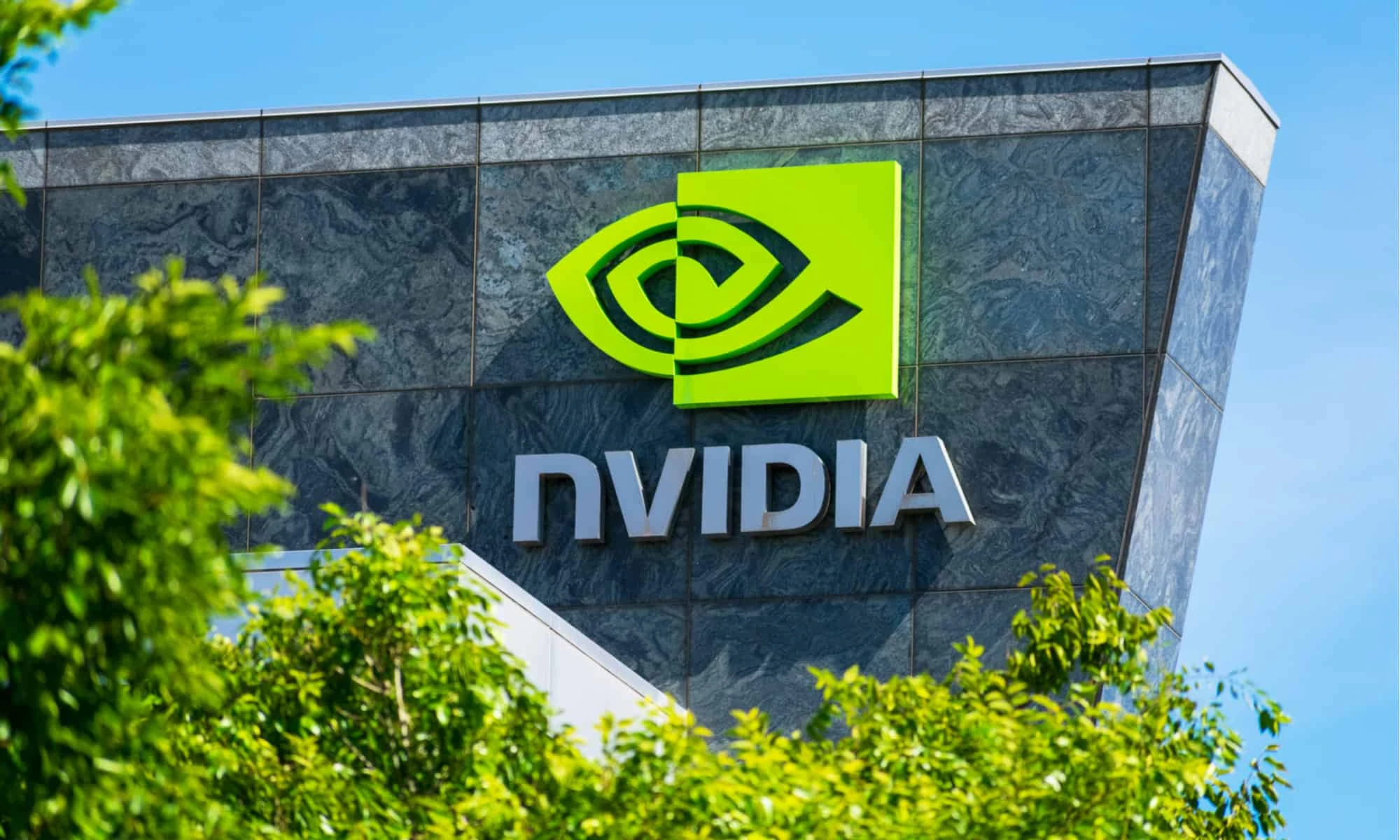 Nvidia lập kỷ lục doanh thu, dự báo quý I tiếp tục vượt kỳ vọng Phố Wall