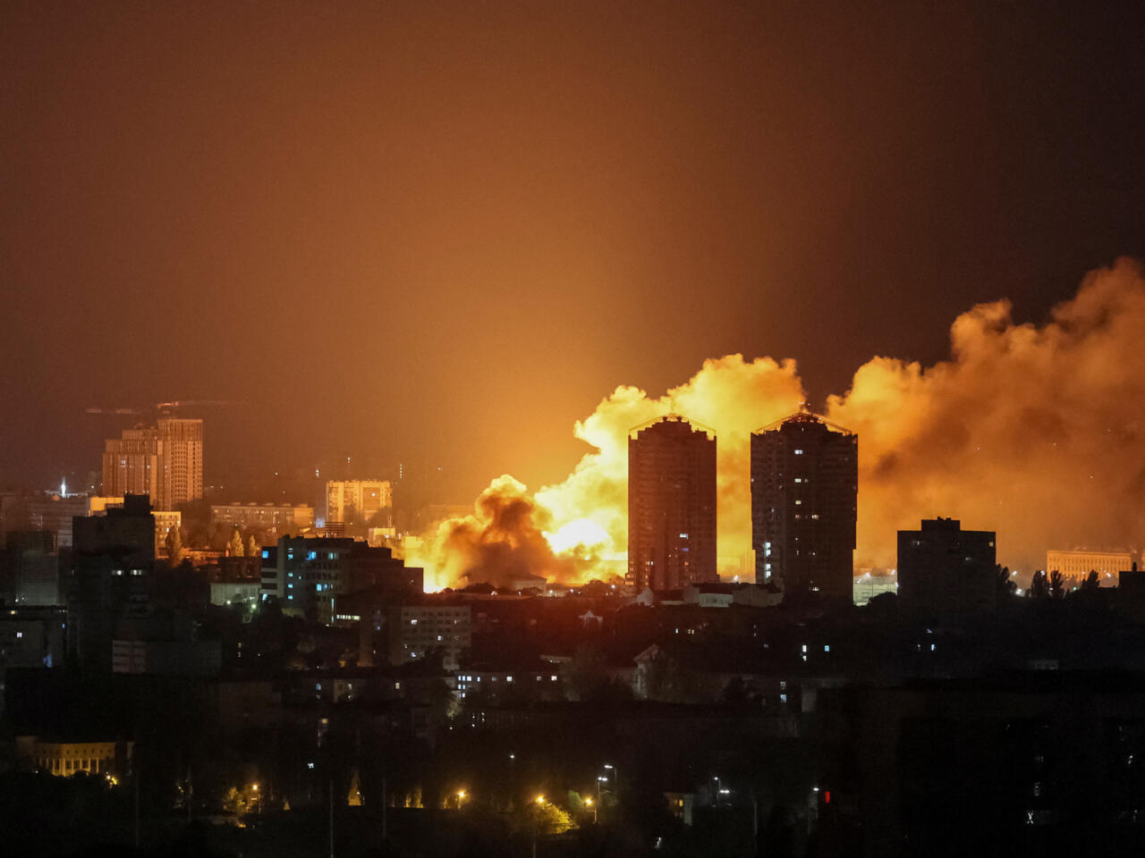 Mỹ - Ukraine kết thúc đàm phán tại Geneva, chuẩn bị cuộc gặp ba bên với Nga