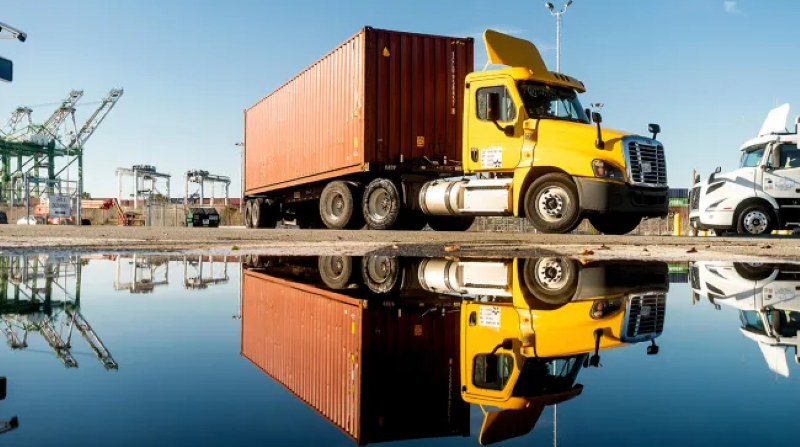 Chính quyền Mỹ tìm cách trì hoãn hoàn trả hàng tỷ USD tiền thuế quan