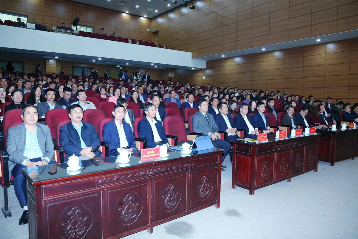 Tích cực lan tỏa những hình ảnh đẹp, đấu tranh, phản bác thông tin sai sự thật, xấu độc