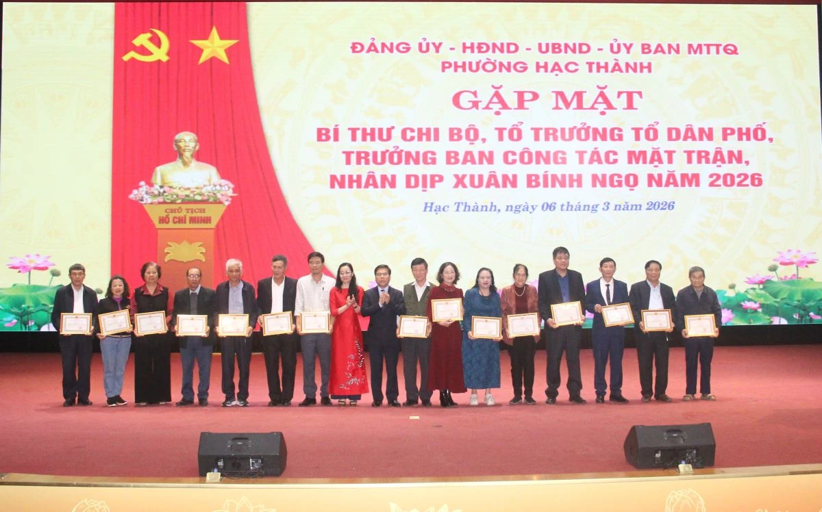 Phát huy tinh thần, trách nhiệm, đội ngũ cán bộ cơ sở góp phần xây dựng phường Hạc Thành phát triển