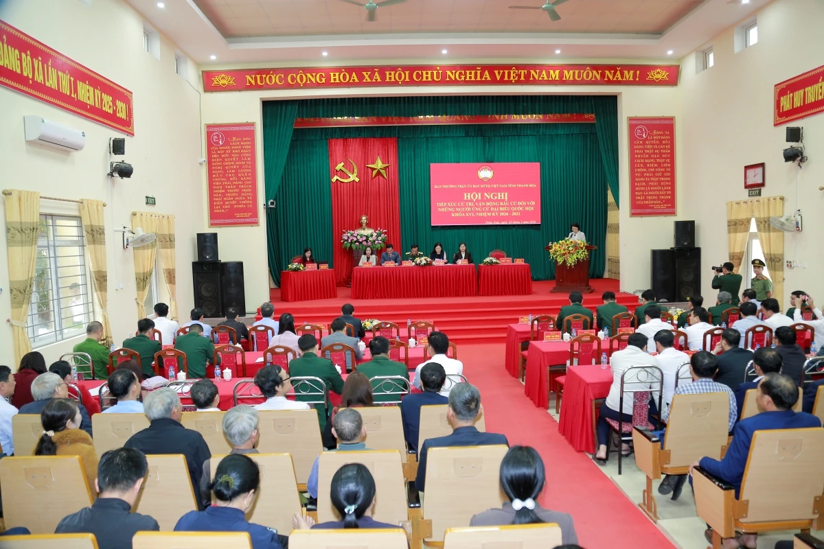 Ứng cử viên đại biểu Quốc hội khóa XVI tiếp xúc cử tri xã Thiệu Toán