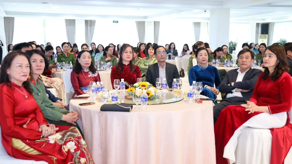 Phối hợp chặt chẽ giữa lực lượng công an và doanh nhân nữ