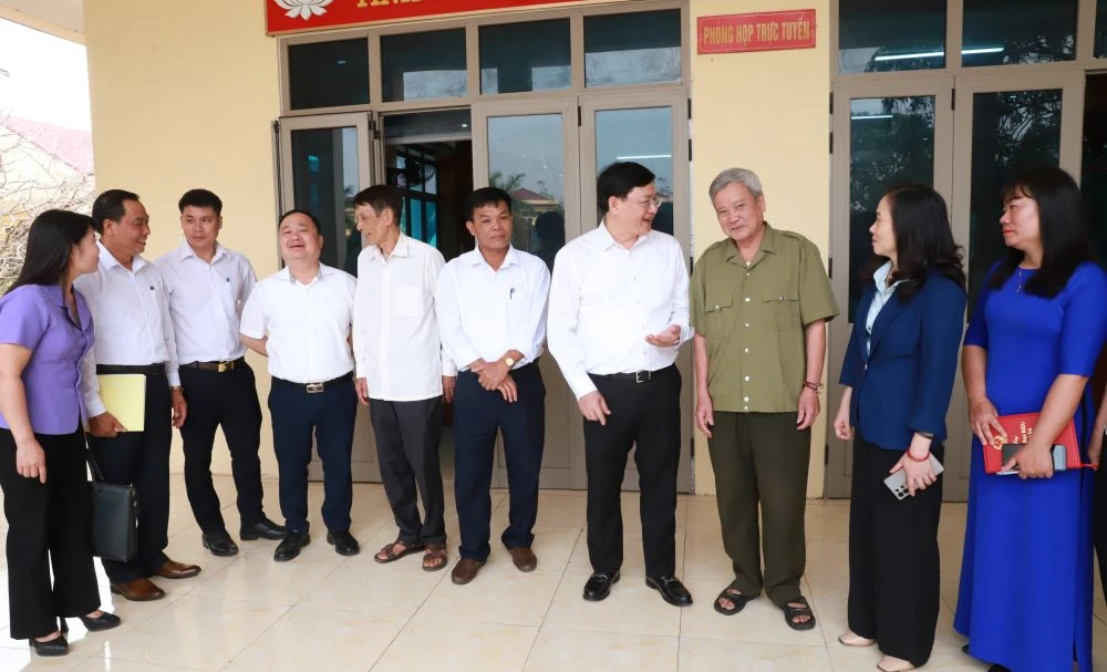 Hội nghị tiếp xúc cử tri, vận động bầu cử với những người ứng cử đại biểu HĐND tỉnh tại đơn vị bầu cử số 14